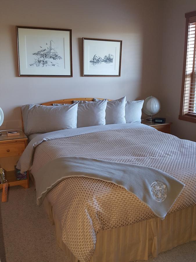 Reef Point Oceanfront Bed And Breakfast Ucluelet Exteriör bild